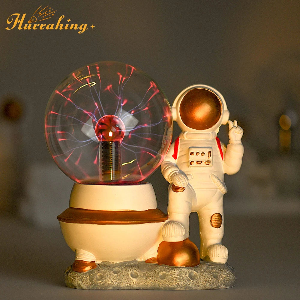 Astronaut Victory Gesture Plasma Light 4 Inch Glass Ball Touch Sensing Science Enlightenment Cool Interior Decoration Ornaments