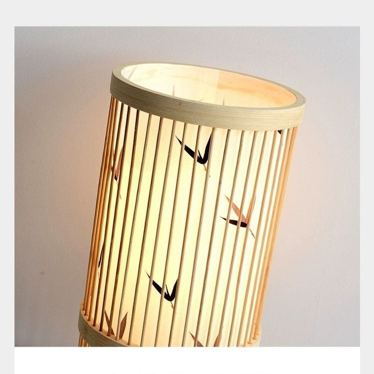 Lampe de chevet cylindrique en tissus et bambou façon